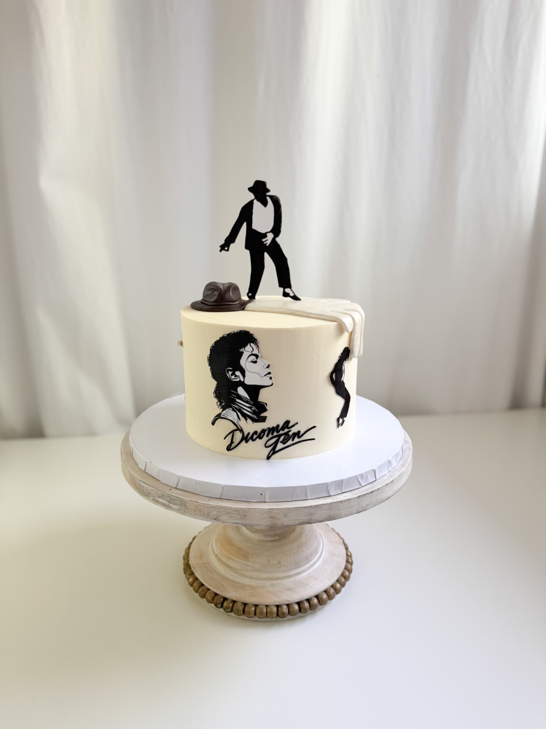 Michael Jackson — Shannon's Cake Shop