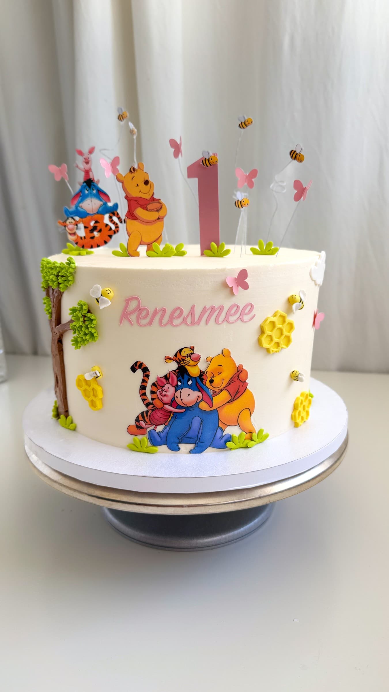 Winnie The Pooh — Shannon's Cake Shop